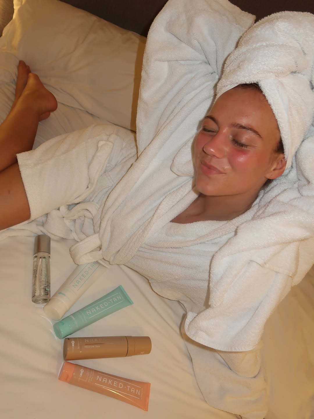 Fake Tan Blindness: Why Darker Isn’t Always Better — and How to Love Your Glow (or Your Bare Skin)