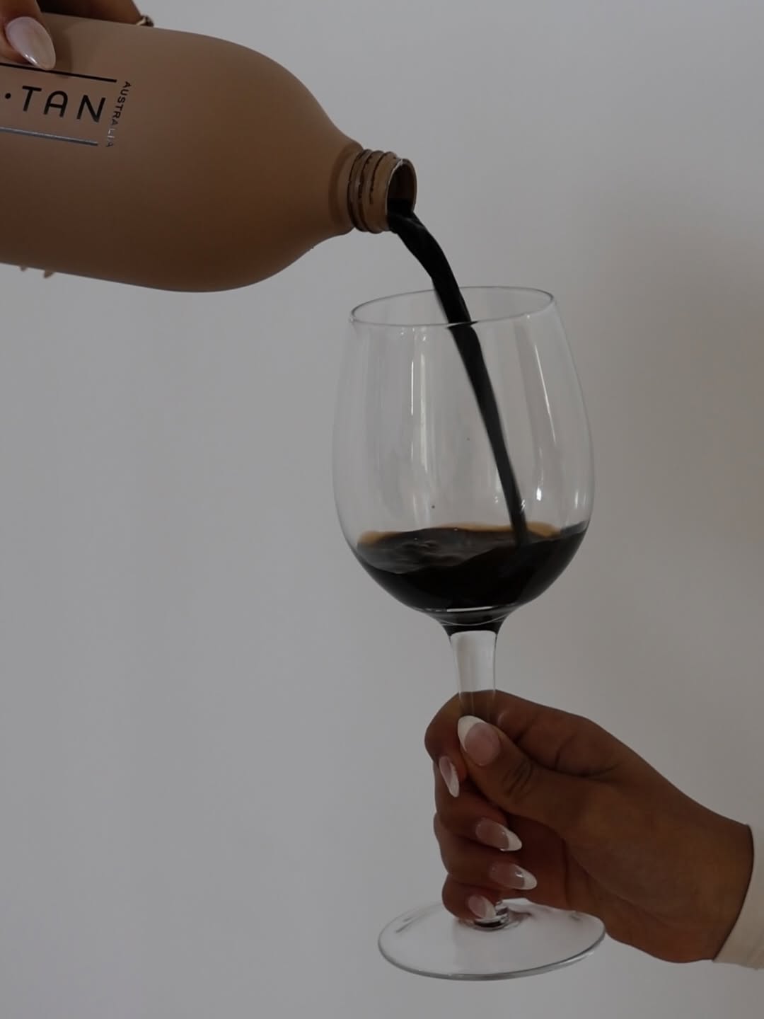 The Ultimate Pre & Post Tan Checklist