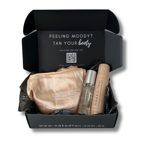 Robe & Tan Gift Pack - Medium Mousse